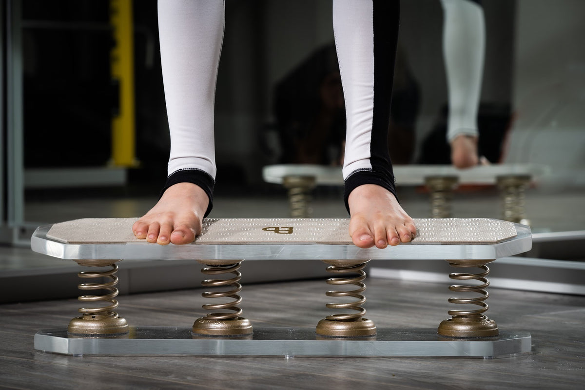 Spring Balance Boards: A Fun and Effective Way to Stay Active – bellenae
